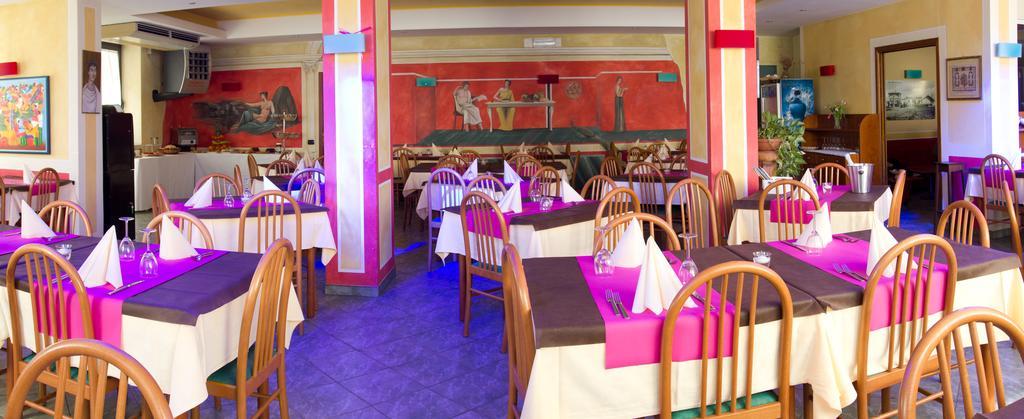 ליגננו סביאדורו Hotel La Fenice מראה חיצוני תמונה